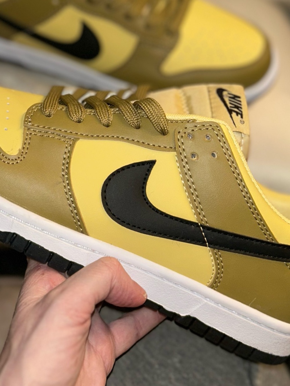 Nike Dunk Low sneakers in the 'Dark Driftwood'